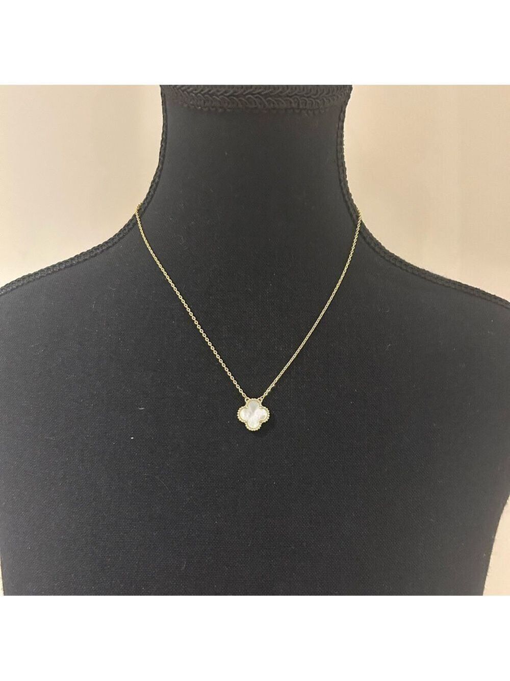 Elegant Gold Clover Van Cleef imitation  Pendant Necklace